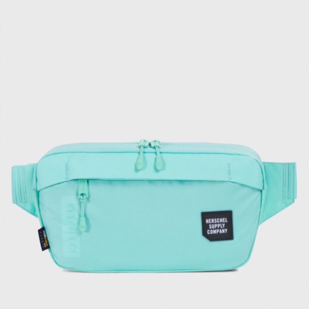 Herschel Supply Company Tour Medium Pack